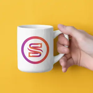 Caneca Branca de cerâmica